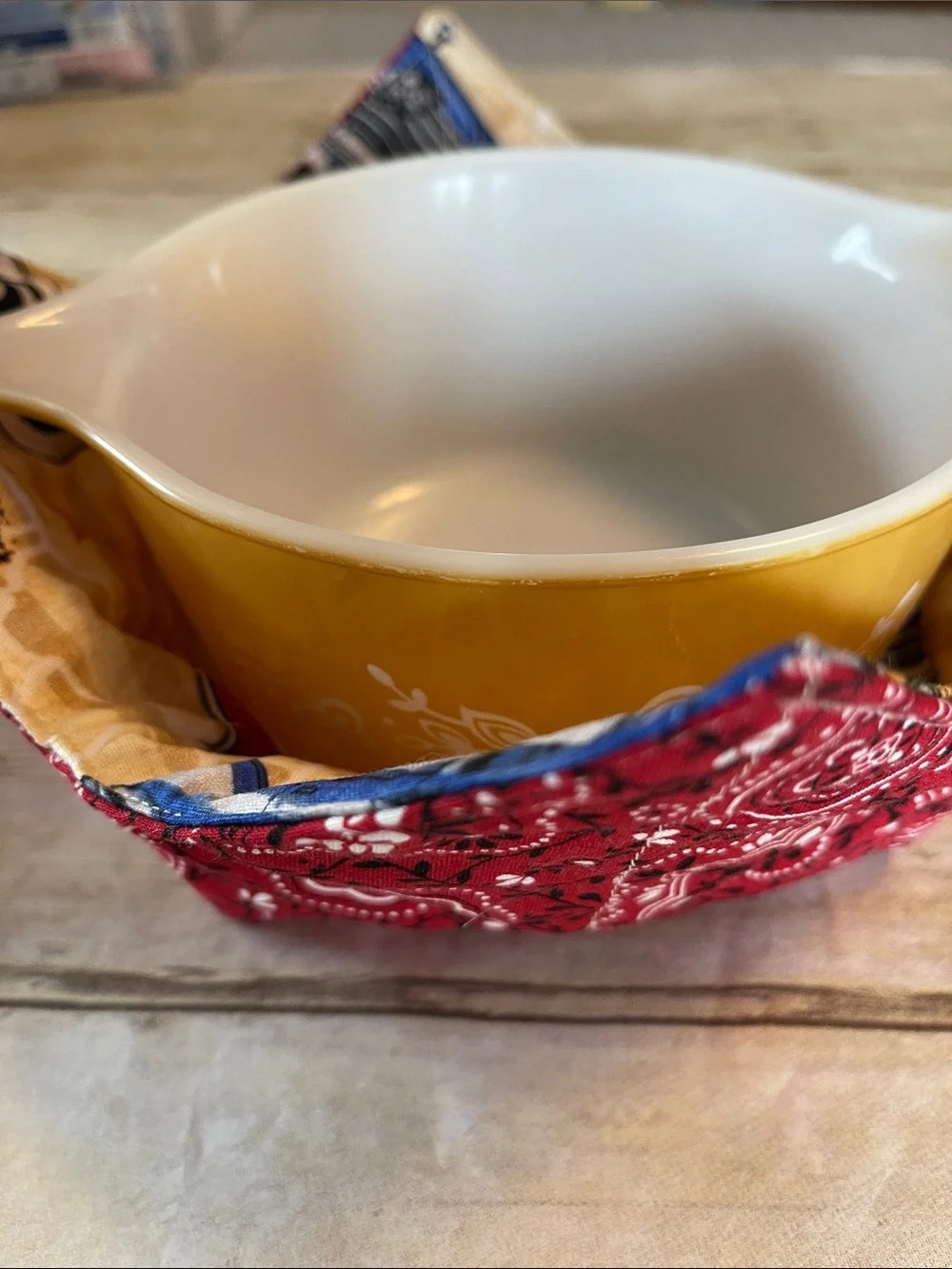 Microwave / Ice Cream  Bowl Cozy Reversible Old Car/Bandana